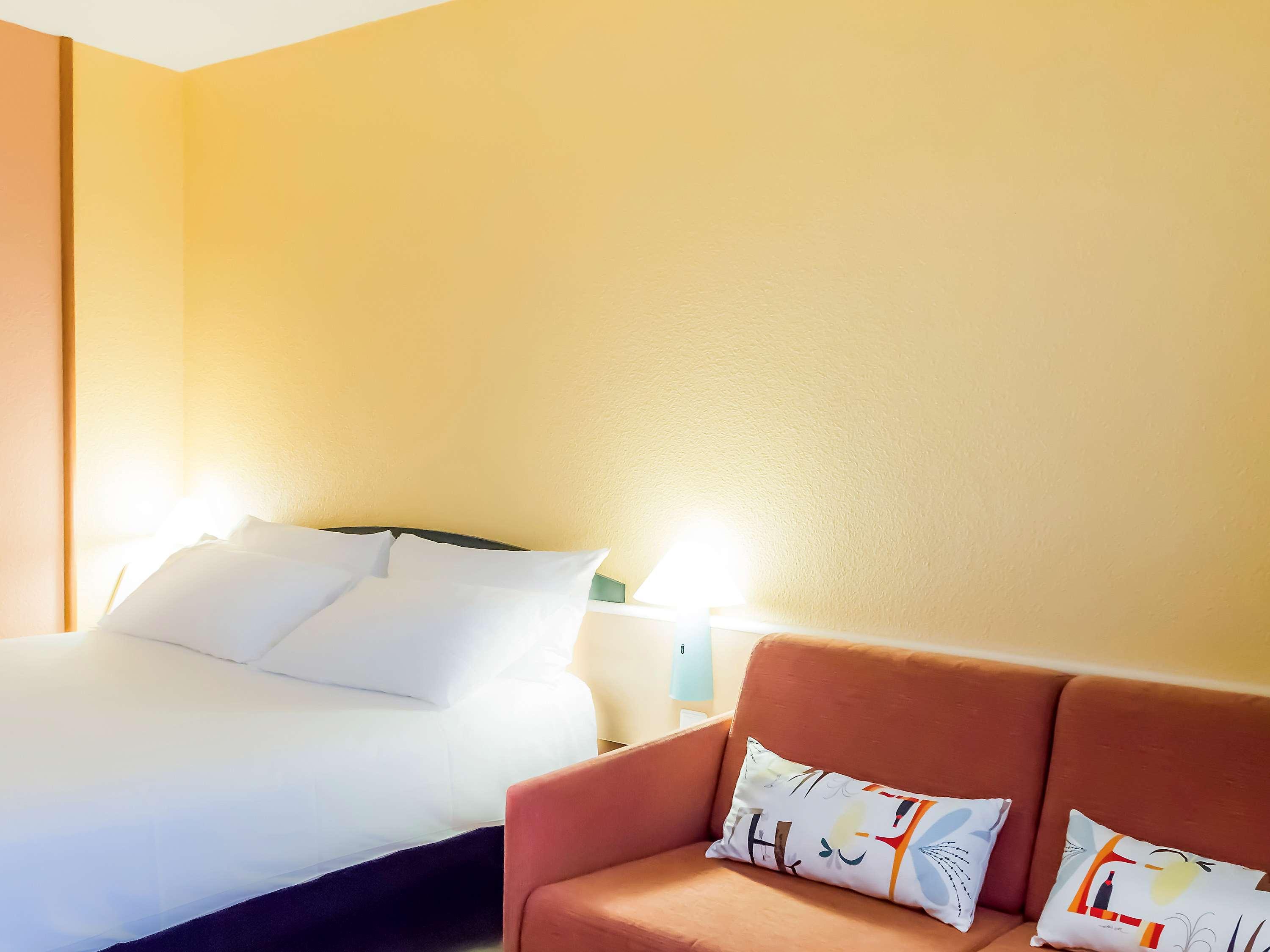Hotel Ibis Porto Sao Joao Bagian luar foto