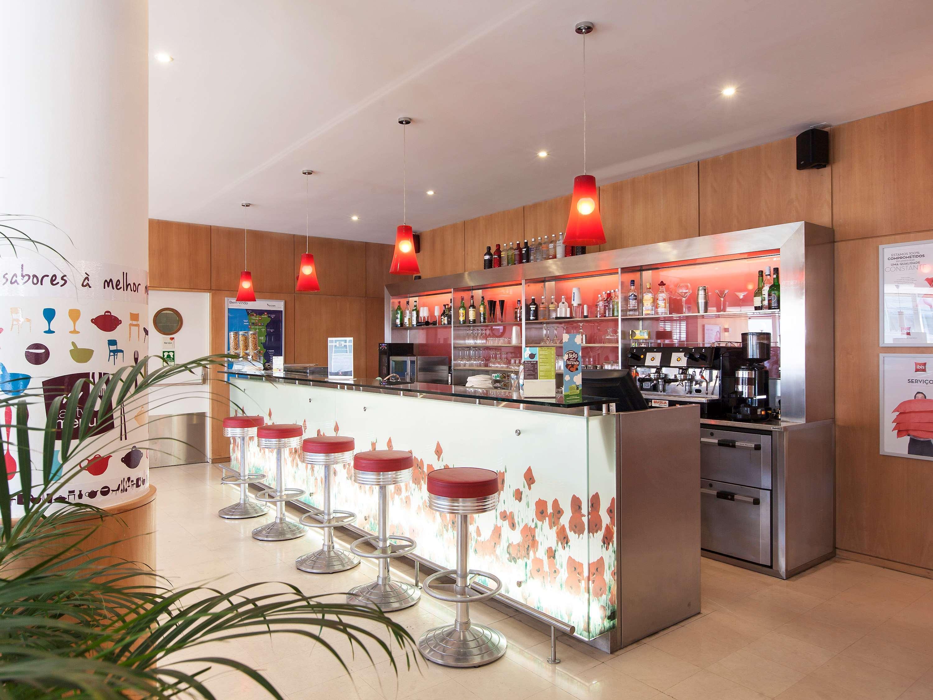 Hotel Ibis Porto Sao Joao Bagian luar foto