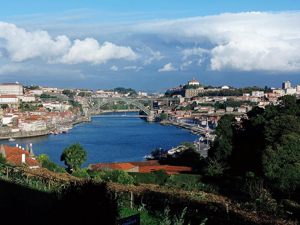 Hotel Ibis Porto Sao Joao Bagian luar foto